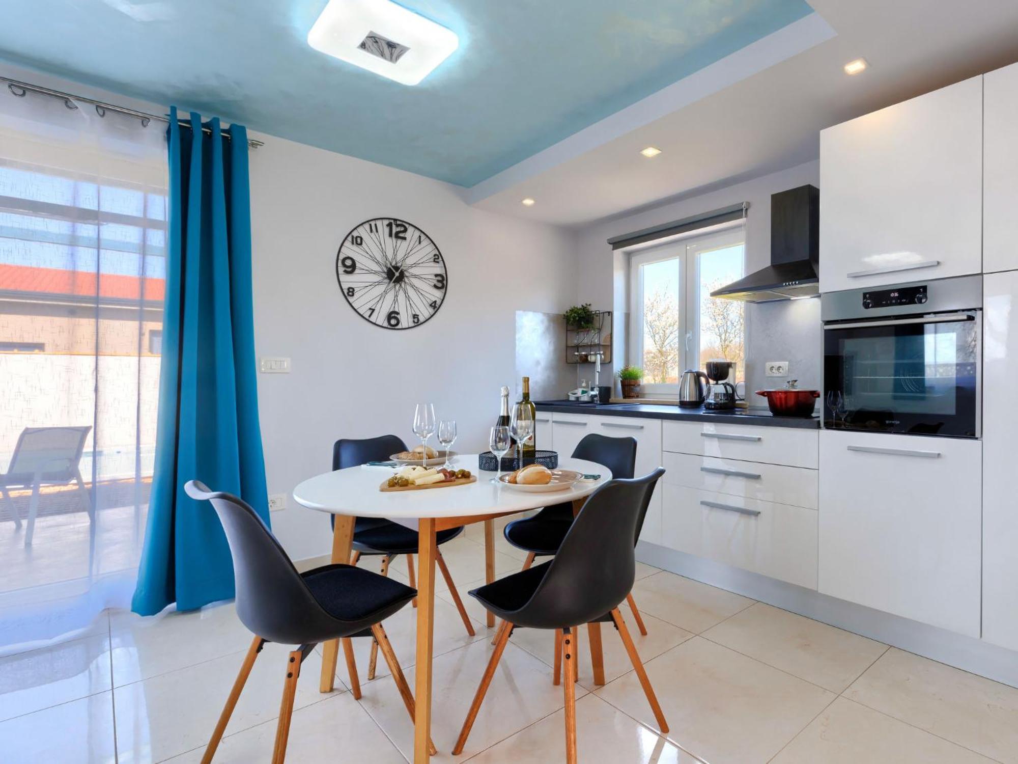 Holiday Home Villa Fenix By Interhome Zminj Экстерьер фото
