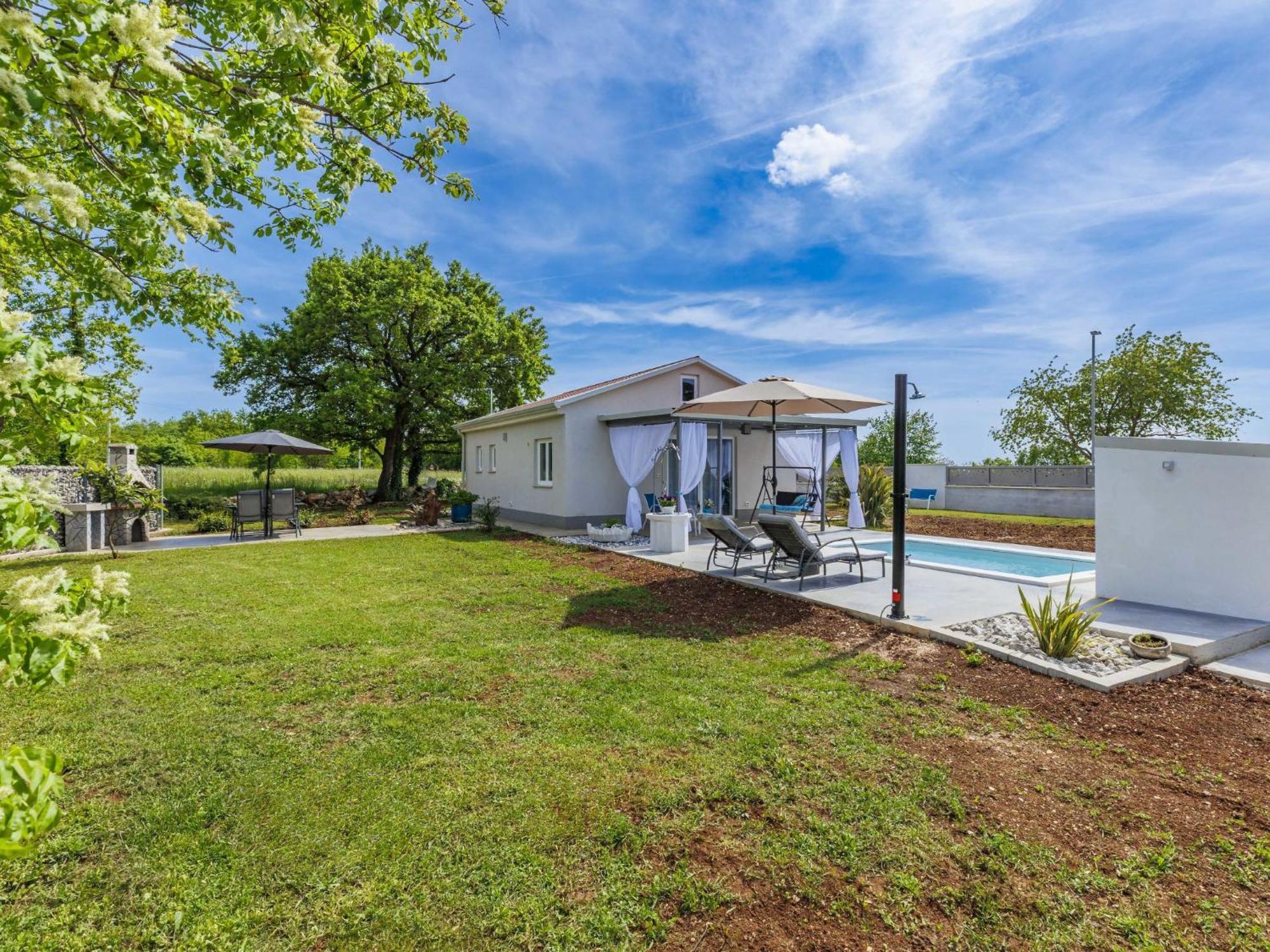 Holiday Home Villa Fenix By Interhome Zminj Экстерьер фото